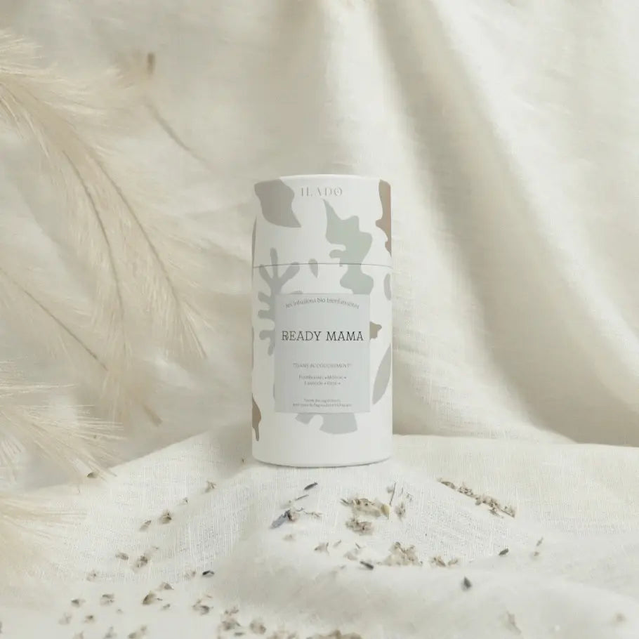 Biologische kruidenthee voor de bevalling